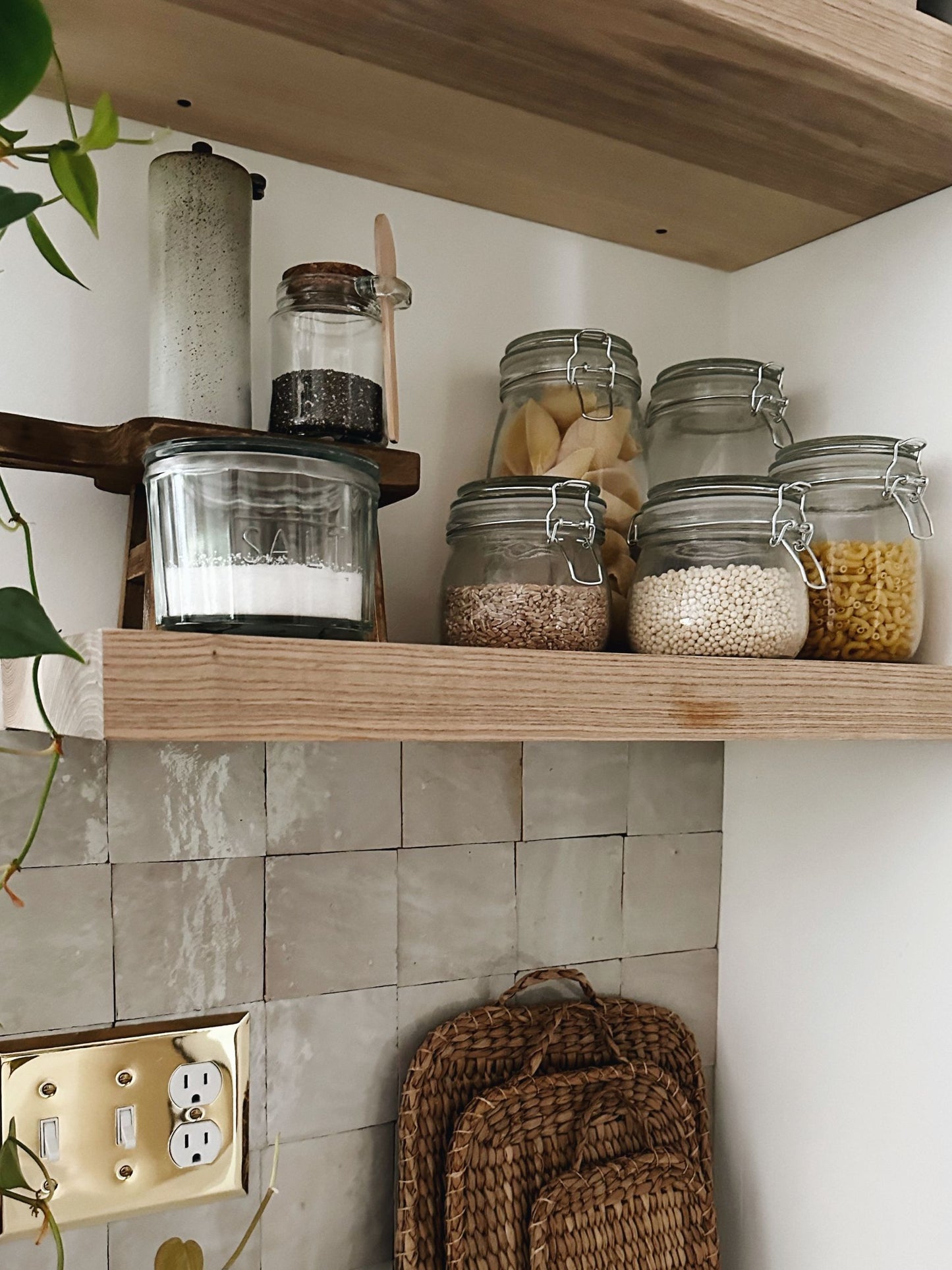 Glass Jar w/ Lid - 3 Sizes