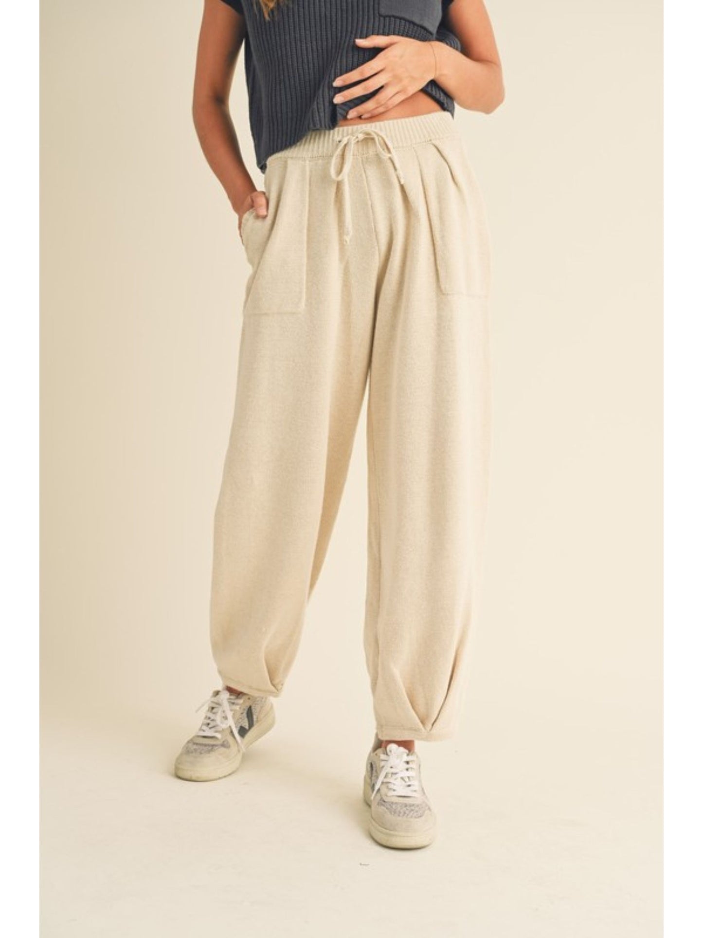 Pleated Bottom Knit Pants - Stone