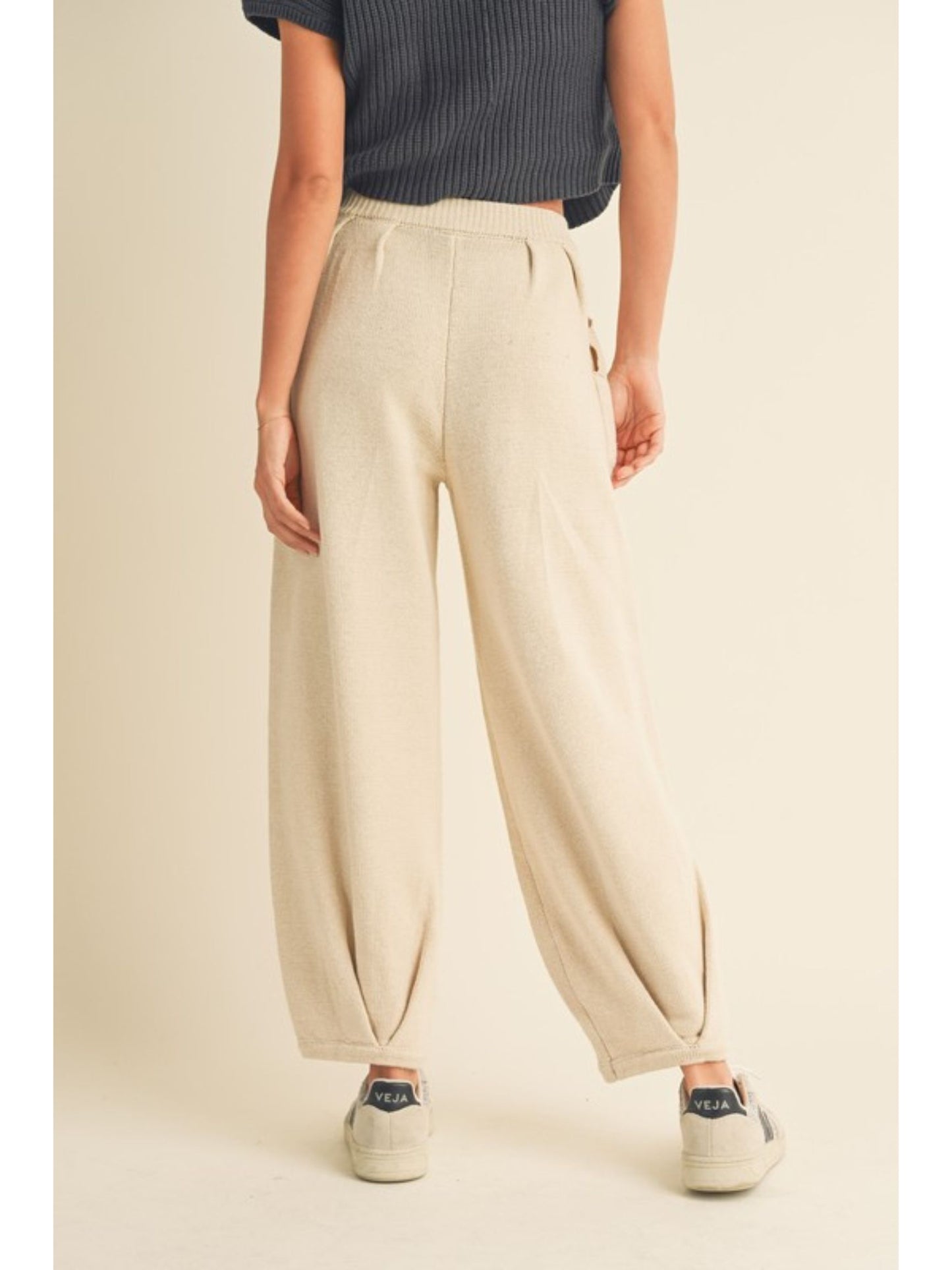 Pleated Bottom Knit Pants - Stone