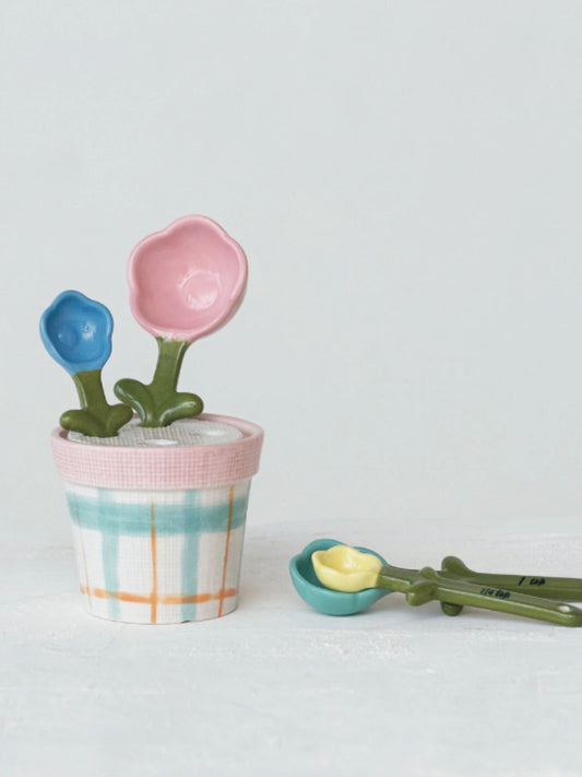 Hand-Painted Stoneware Measuring Spoons w/ Pot Holder, Set of 5