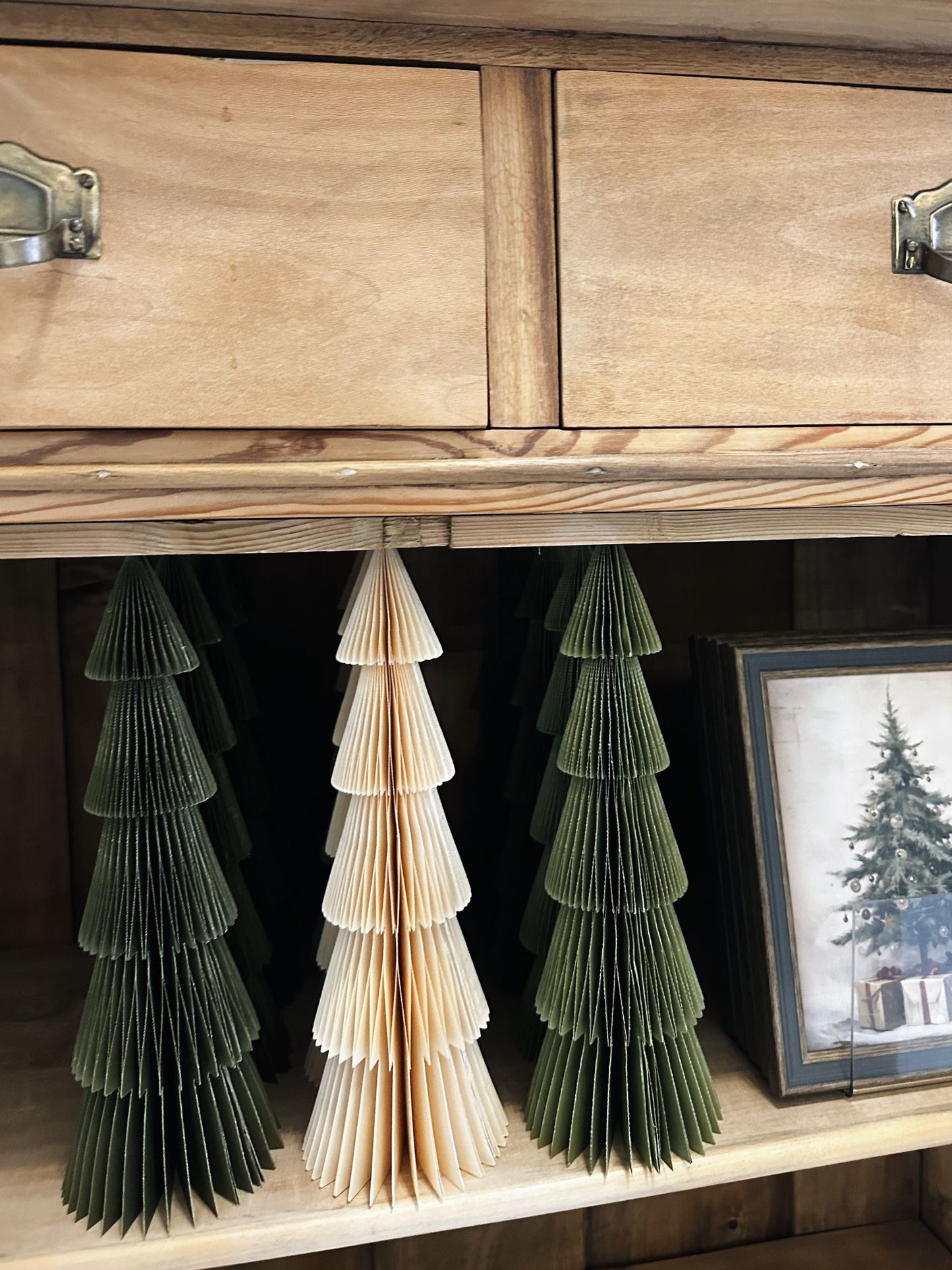 4-1/4" Round x 12"H Paper Honeycomb Tree