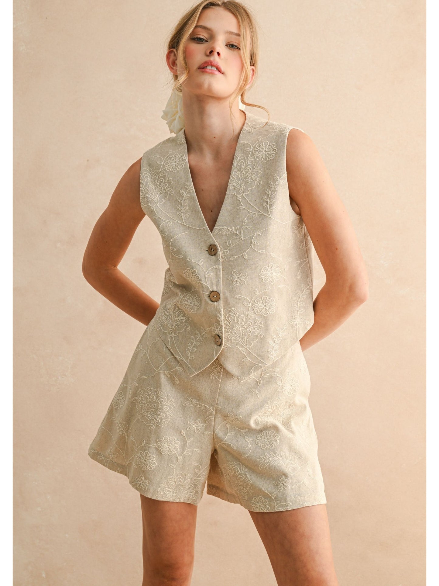 Floral Embroidery Linen Vest