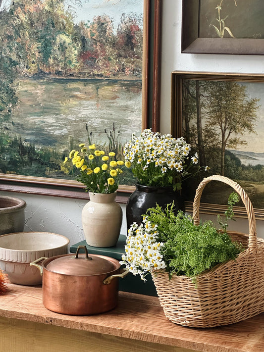 Vintage Gathering Basket -Pick Up Only