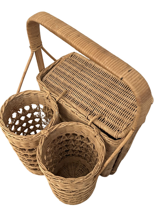 Vintage French Style Picnic Basket w/ Lid and Handle - Pick Up Only