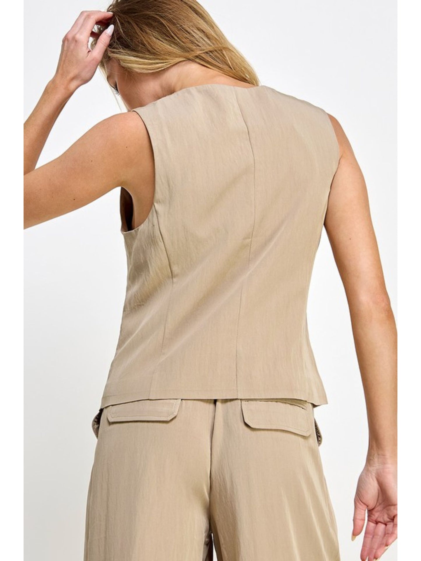 Classic Fit Vest