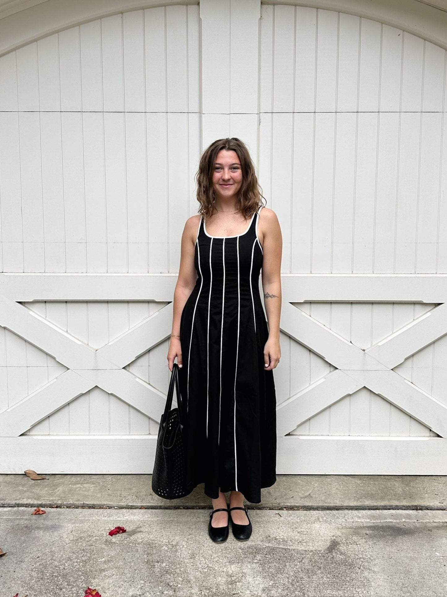 Linen Piping Trim Maxi Dress