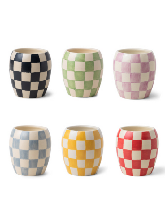 Checkmate 11 oz. Porcelain Candle