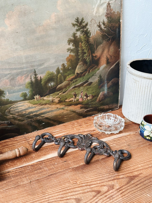 Vintage Cast Iron 4 Rung Wall Hook