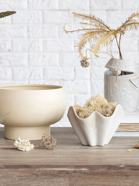 Ceramic Pleated Bowl