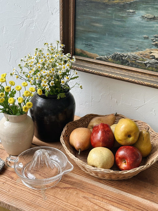 Vintage Wavy Coffee Table Basket