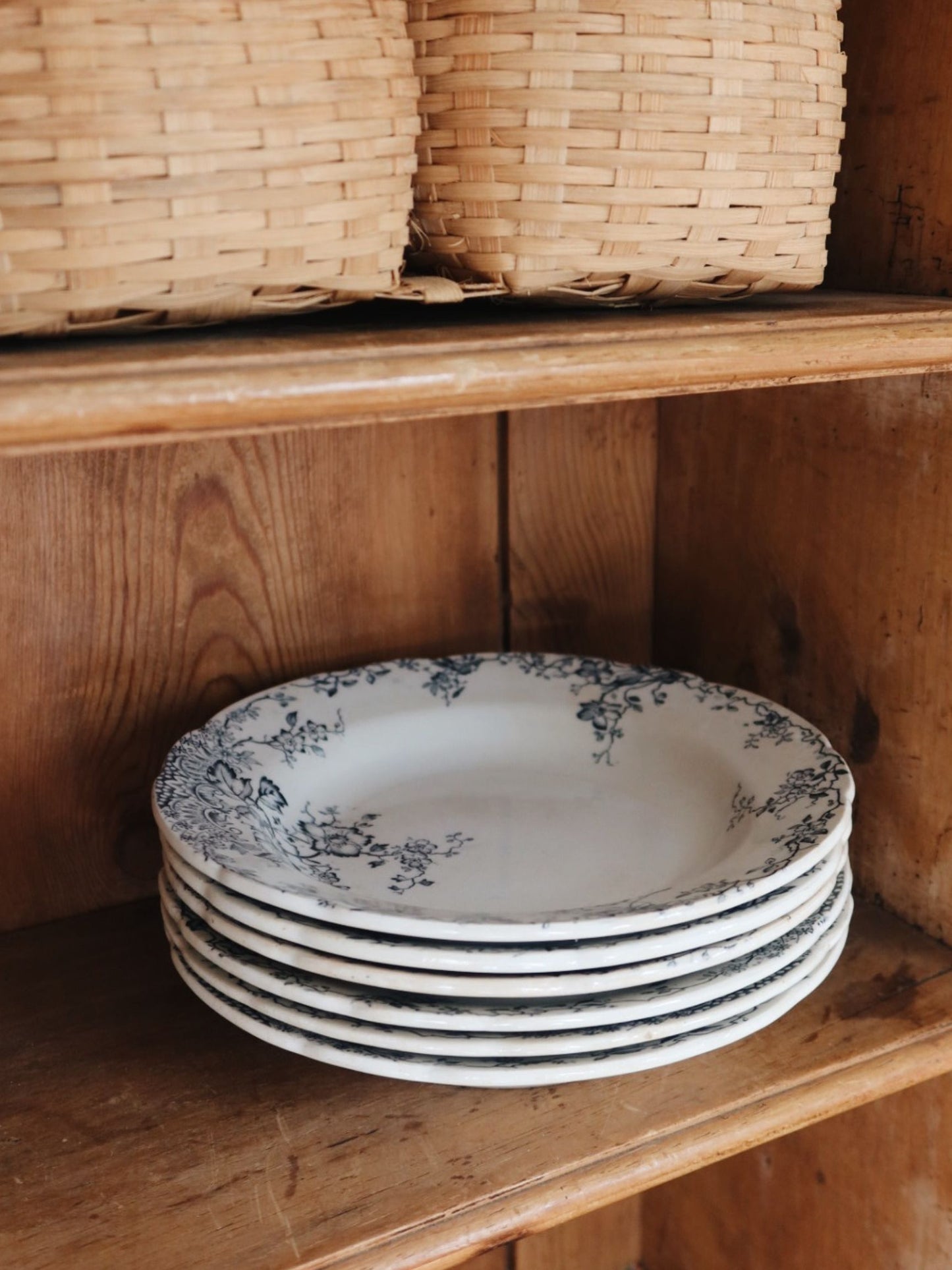 Vintage Set of 6 Bowl Plates - Pick Up Only