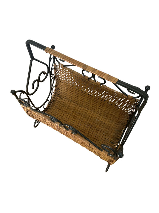 Vintage Wicker Magazine Rack - Pick Up Only