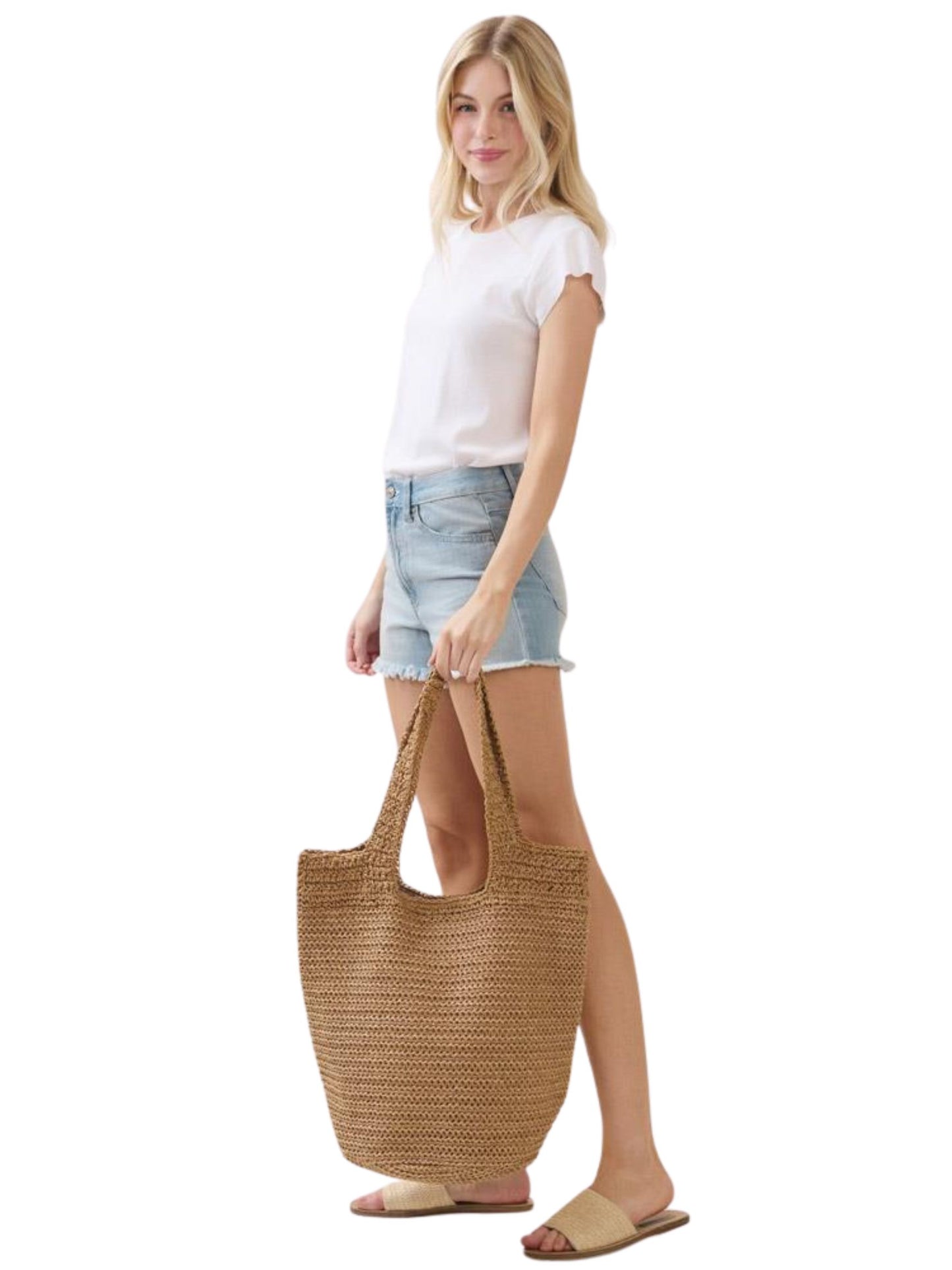 The Ruby Round Bottom Straw Tote