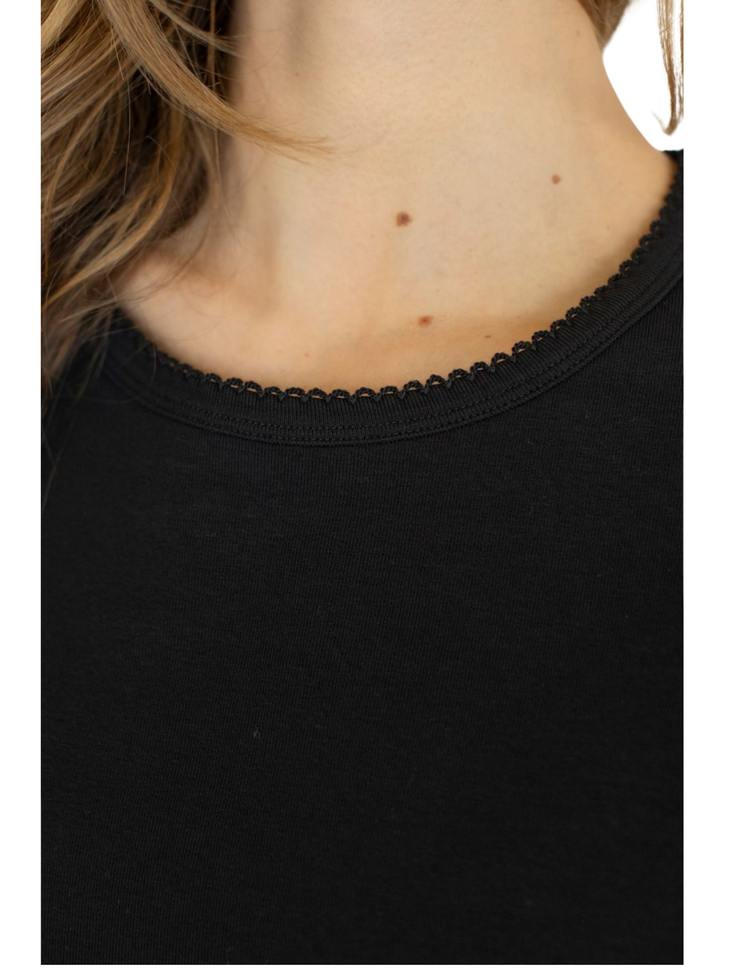 Stella Tee