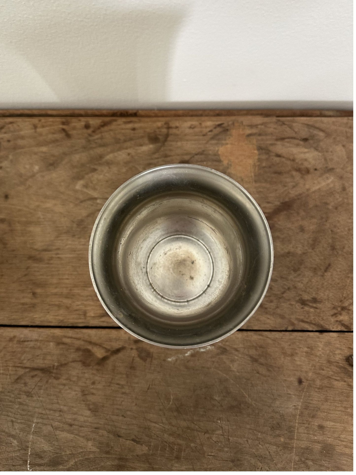 Vintage Williamsburg Stieff Pewter Vase