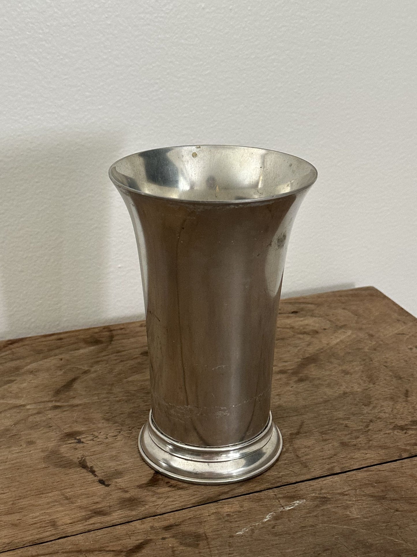 Vintage Williamsburg Stieff Pewter Vase