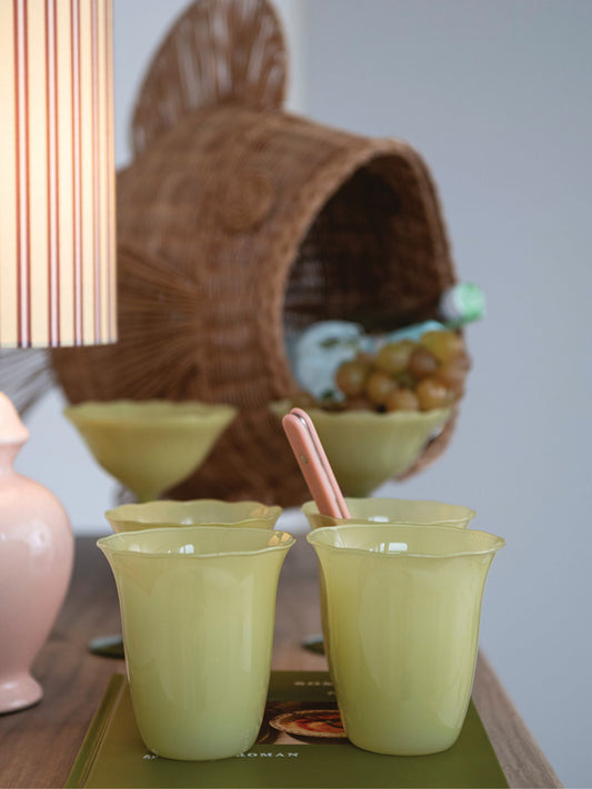 12 oz. Flower Shaped Drinking Glass