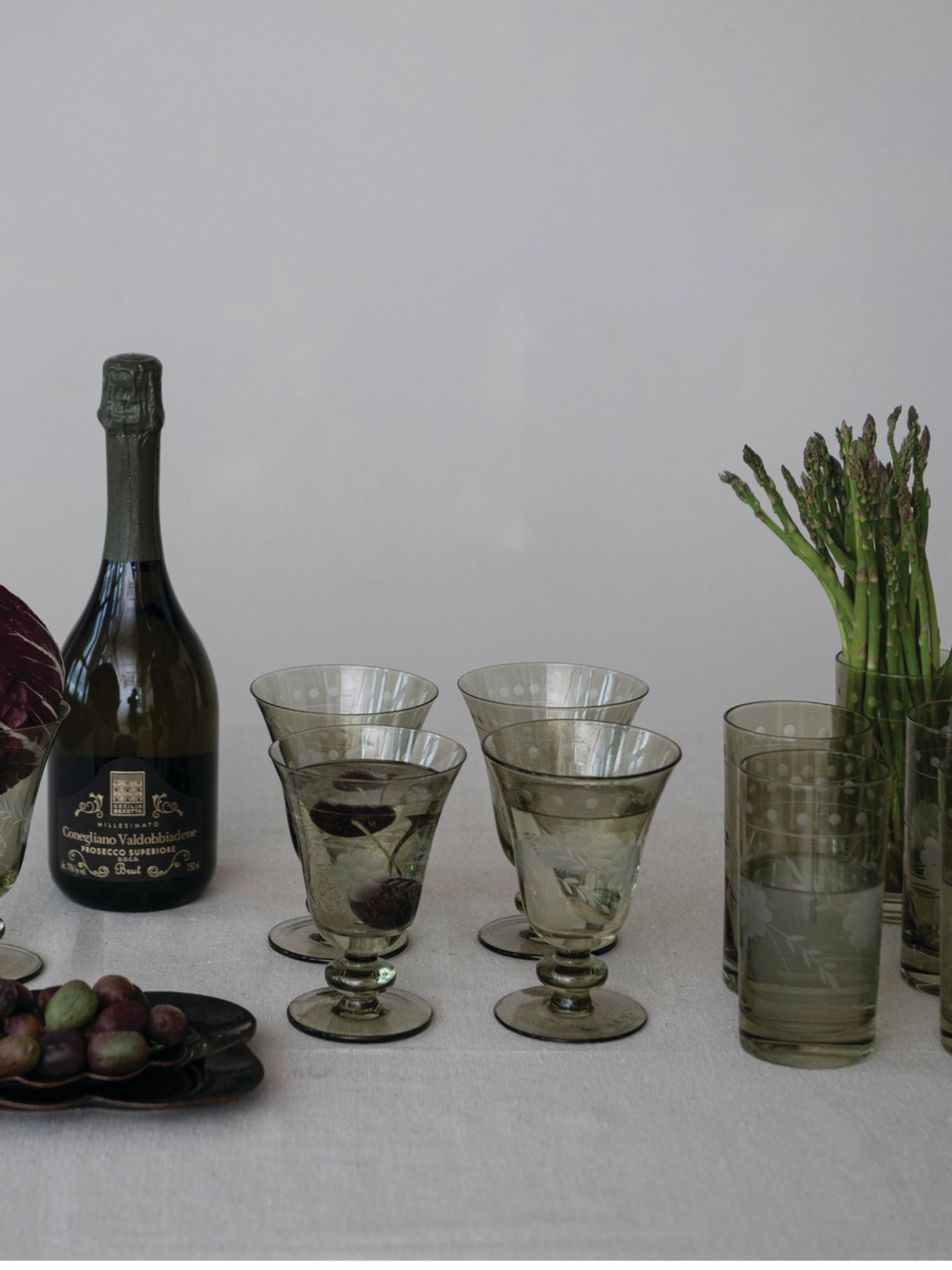 8 oz. Stemmed Wine Glass w/ Etched Botanicals
