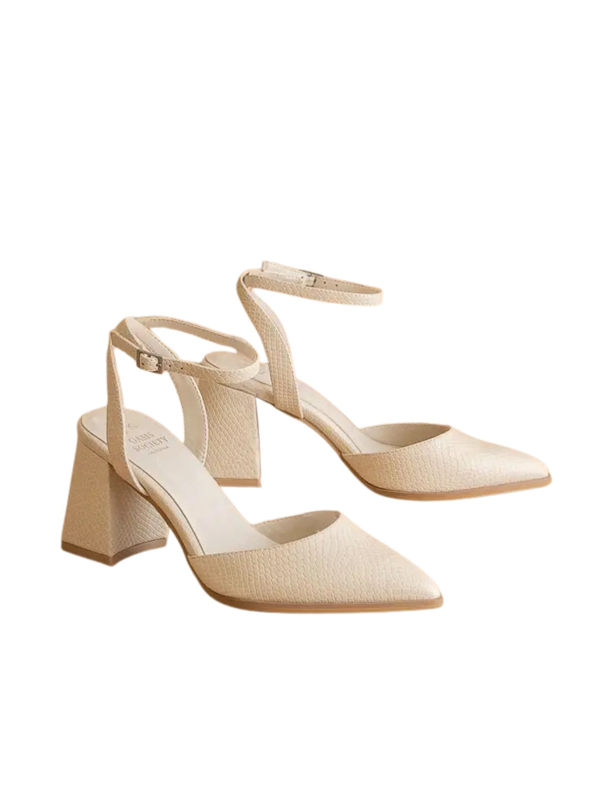 The Princess White Pointed Toe Heel