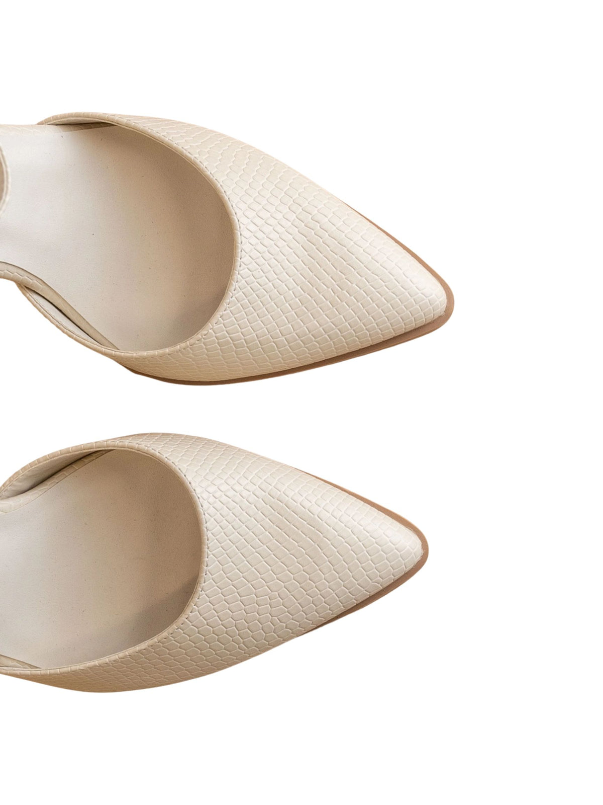 The Princess White Pointed Toe Heel