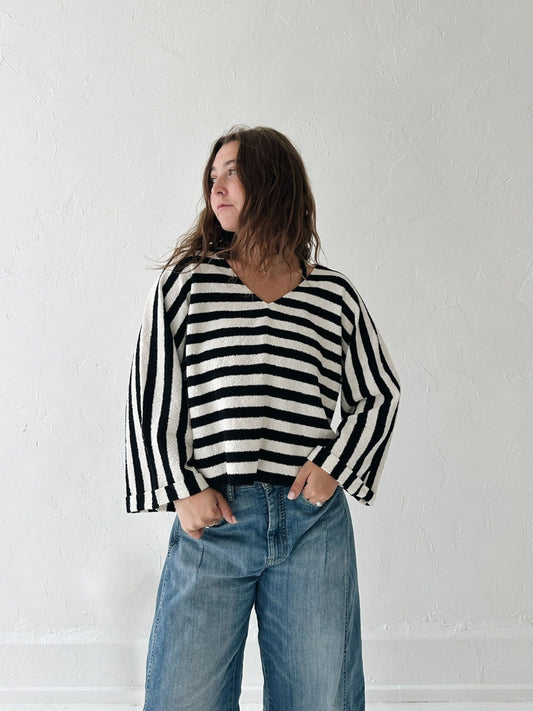V-Neck Wide Open Sleeves Sweater
