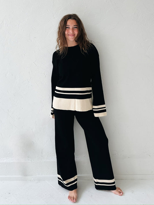 Border Strip Knitted Pants
