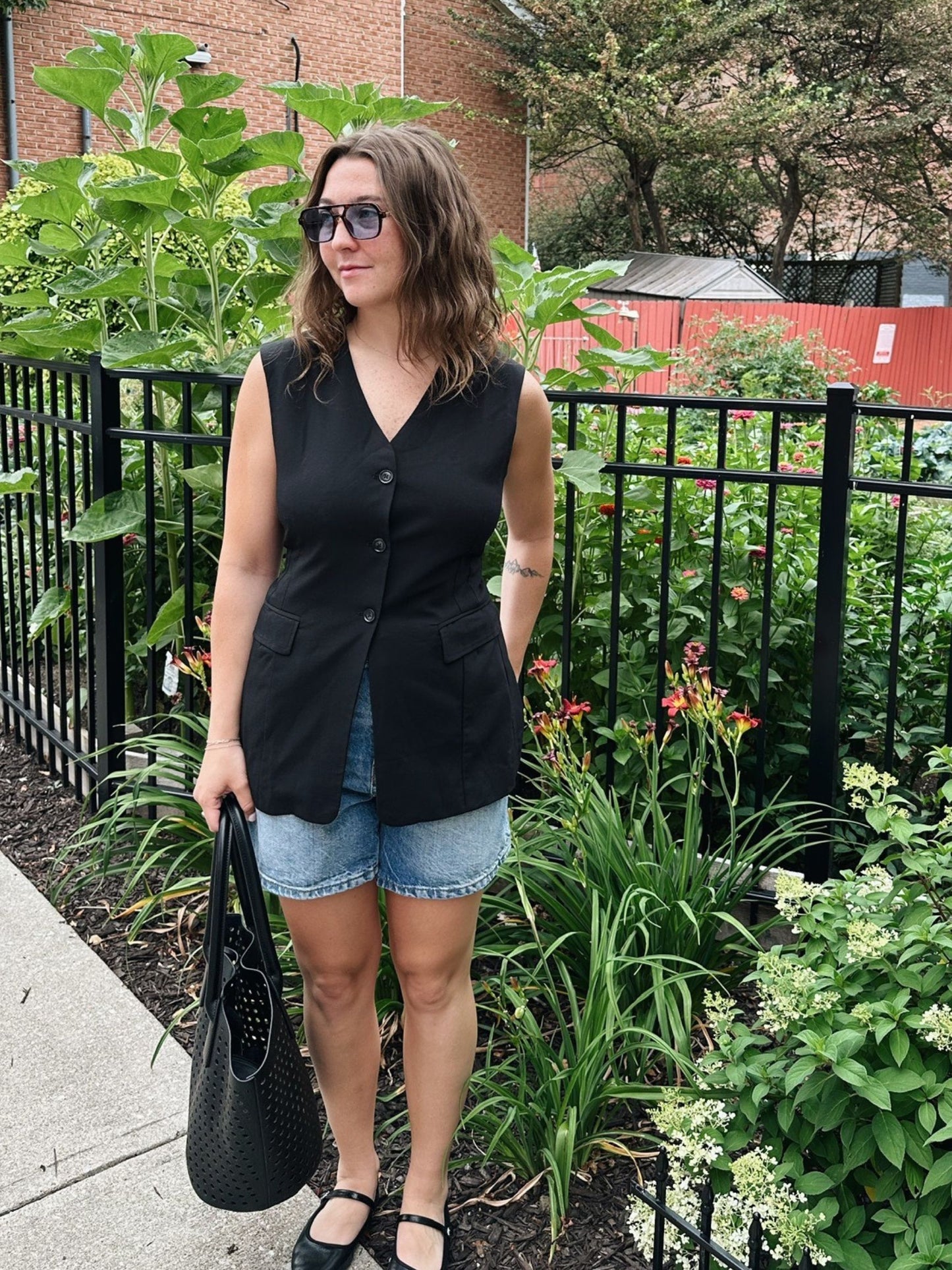 Elsa Black Vest