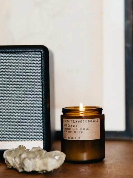 7.2 Oz Teakwood and Tobacco Candle